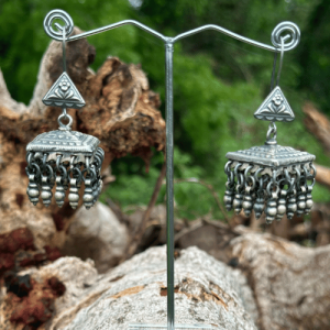 square jhumka