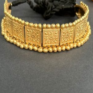 floral gold polish chokar